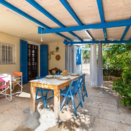 Holiday home Lucia 240mt Dal Mare Putzu Idu