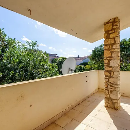 Дом отдыха Lucia 240mt Dal Mare Путзу-Иду