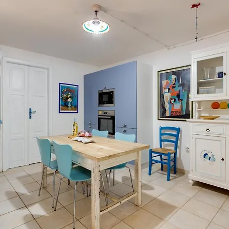 Lucia 240mt Dal Mare Vakantiehuis Putzu Idu